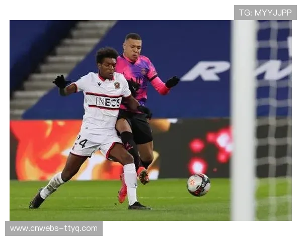 法甲资源鸿沟：巴黎预算为垫底球队34倍，中小球会求生策略